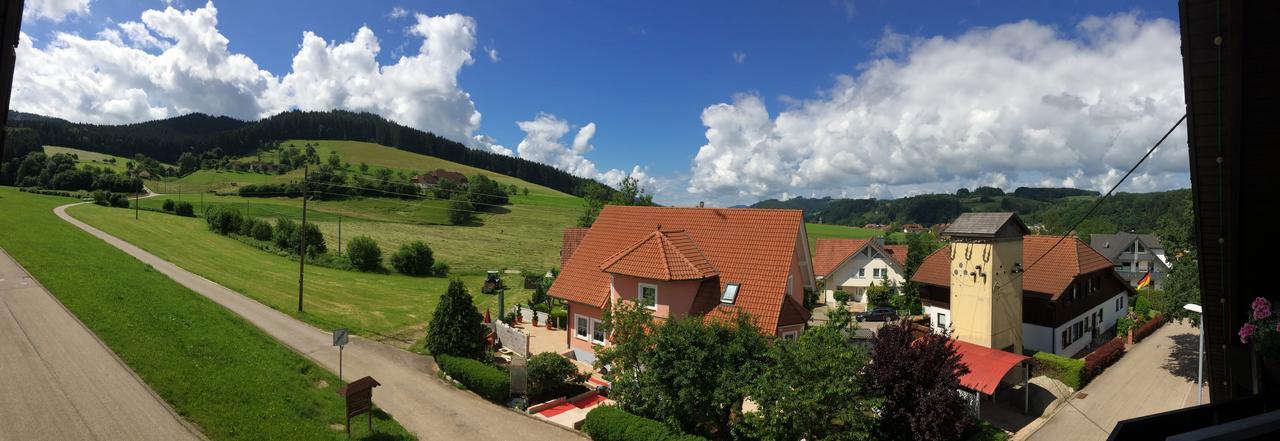Gasthof Richebaechli Elzach Exterior photo